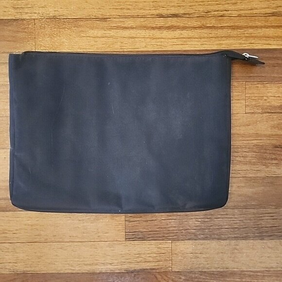 Black Padded Laptop Bag 15" X 11" Zippered for 13" Computer - Picture 2 of 5